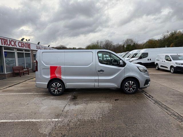 Used Renault Trafic for sale - 77190643: Photo 2