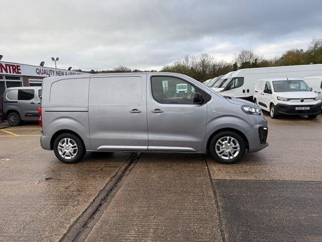 Used Vauxhall Vivaro for sale - 77191993: Photo 2