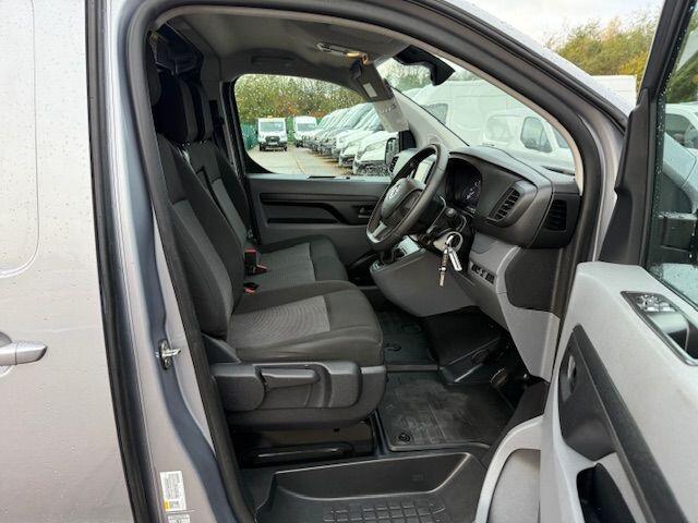 Used Vauxhall Vivaro for sale - 77191993: Photo 20