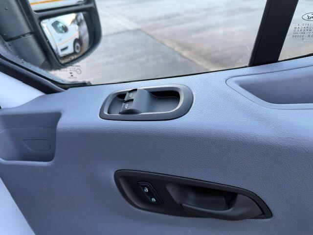 Used Ford Transit for sale - 77190438: Photo 27
