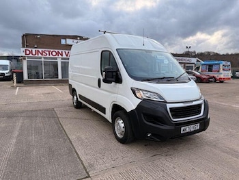 Peugeot Boxer feature image