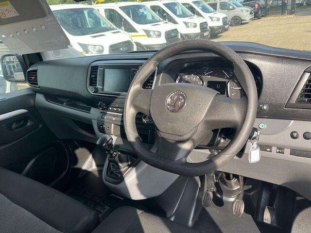 Used Vauxhall Vivaro for sale - 77192006: Photo 21