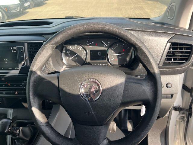 Used Vauxhall Vivaro for sale - 77192006: Photo 26