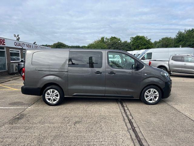 Used Vauxhall Vivaro 2022 for sale - 77191216: Photo 2