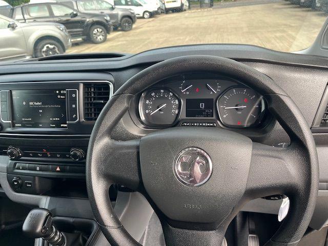 Used Vauxhall Vivaro 2022 for sale - 77191216: Photo 25