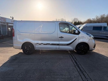Used Renault Trafic 2020 for sale - 77737877: Photo