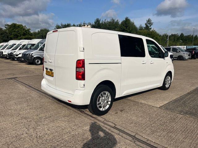 Used Vauxhall Vivaro 2020 for sale - 77440894: Photo 4