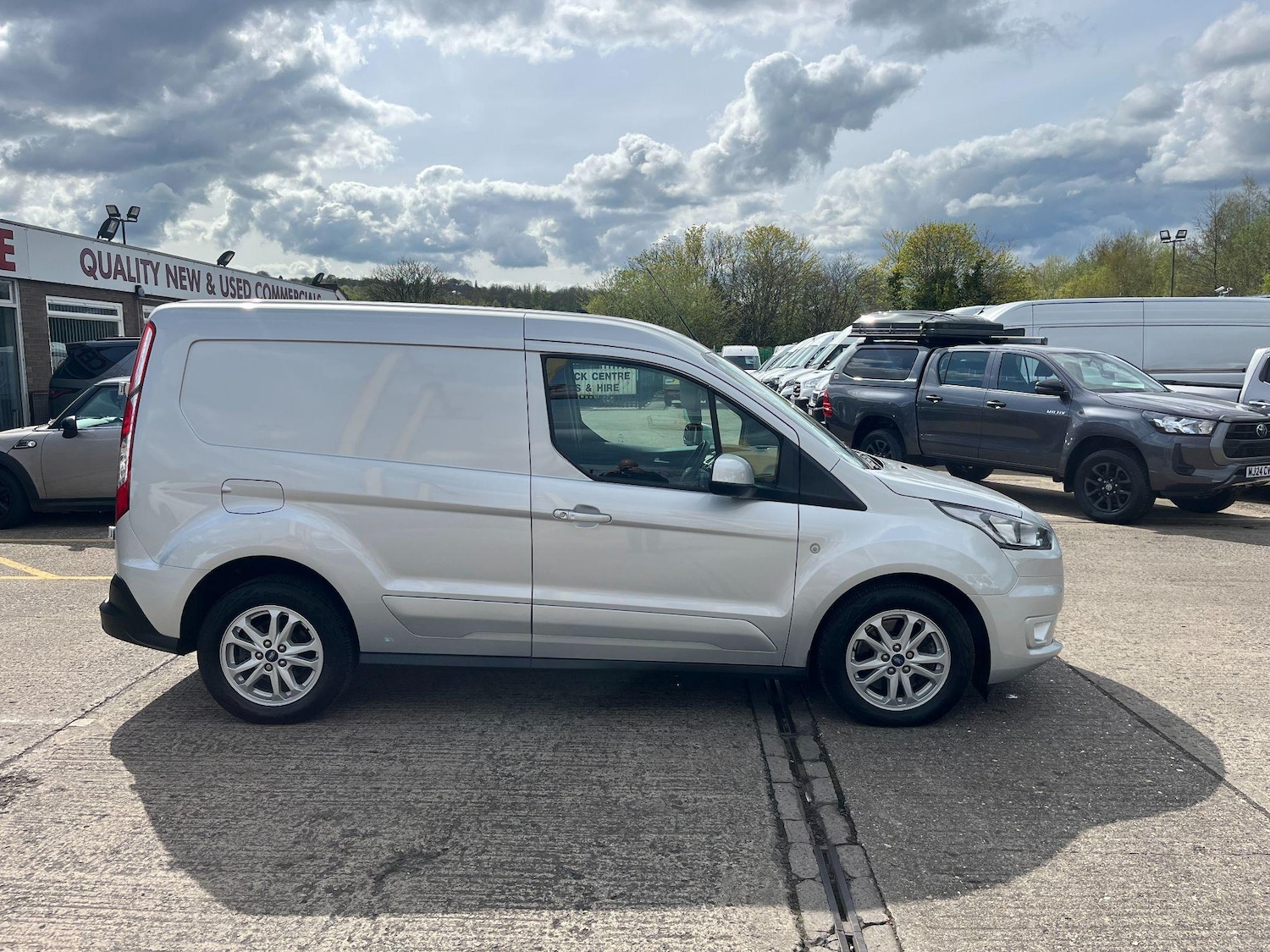 Used Ford Transit Connect for sale - 77192054: Photo 2