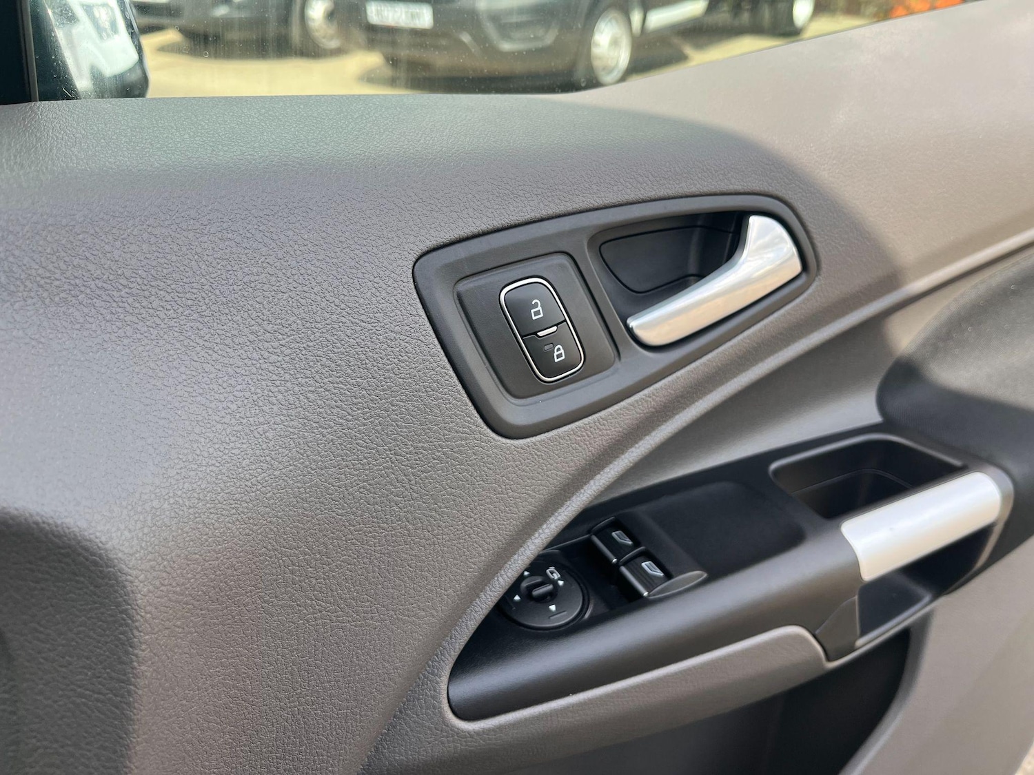 Used Ford Transit Connect for sale - 77192054: Photo 27