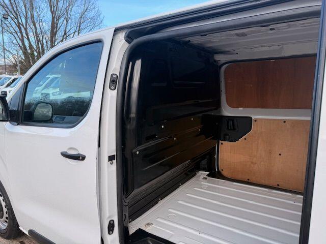 Used Vauxhall Vivaro 2022 for sale - 77586924: Photo 11