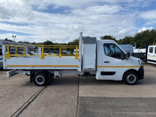 Used Renault Master for sale - 77191990: Photo 2