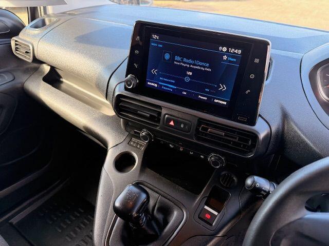 Used Peugeot Partner 2022 for sale - 77625853: Photo 21