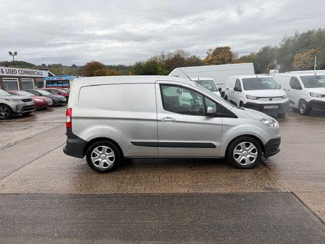 Used Ford Transit Courier for sale - 77190538: Photo 2