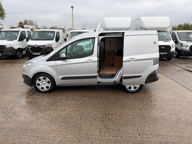 Used Ford Transit Courier for sale - 77190538: Photo 8