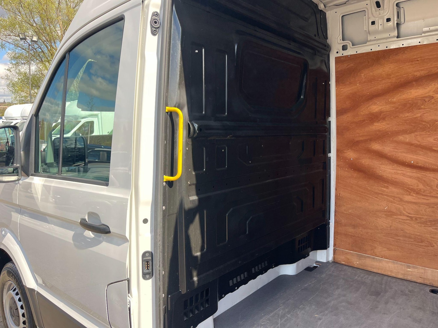 Used Volkswagen Crafter for sale - 77191962: Photo 8