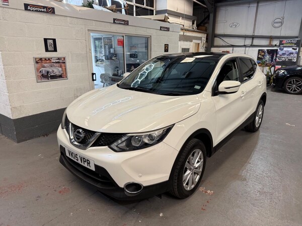 Used Nissan Qashqai 2015 for sale - 74362259: Photo 18