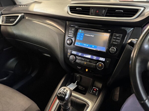 Used Nissan Qashqai 2015 for sale - 74362259: Photo 32