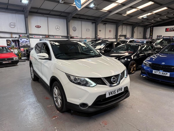 Used Nissan Qashqai 2015 for sale - 74362259: Photo 3
