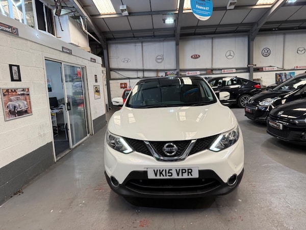 Used Nissan Qashqai 2015 for sale - 74362259: Photo 4