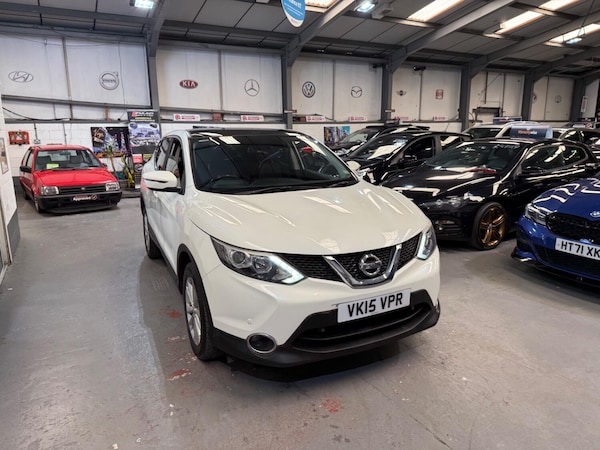 Used Nissan Qashqai 2015 for sale - 74362259: Photo 6