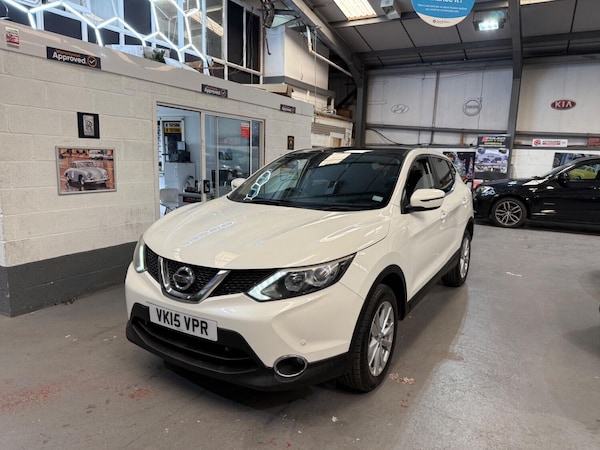 Used Nissan Qashqai 2015 for sale - 74362259: Photo 7