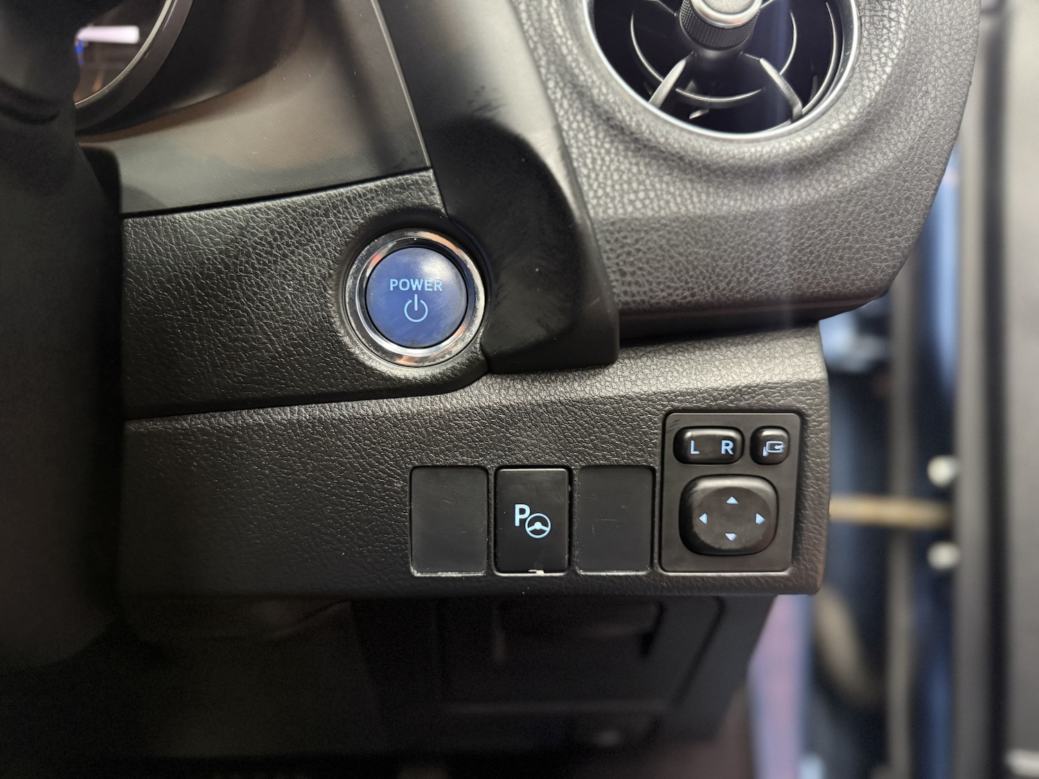 Used Toyota Auris 2016 for sale - 76358075: Photo 52