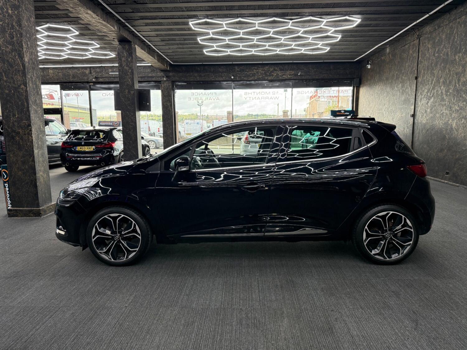 Used Renault Clio 2019 for sale - 76719011: Photo 15