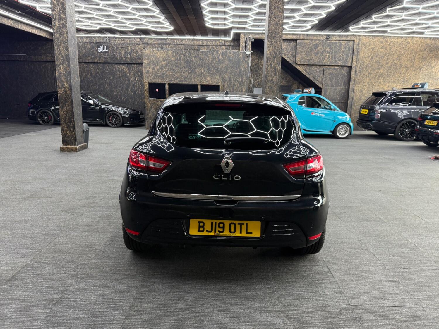 Used Renault Clio 2019 for sale - 76719011: Photo 17