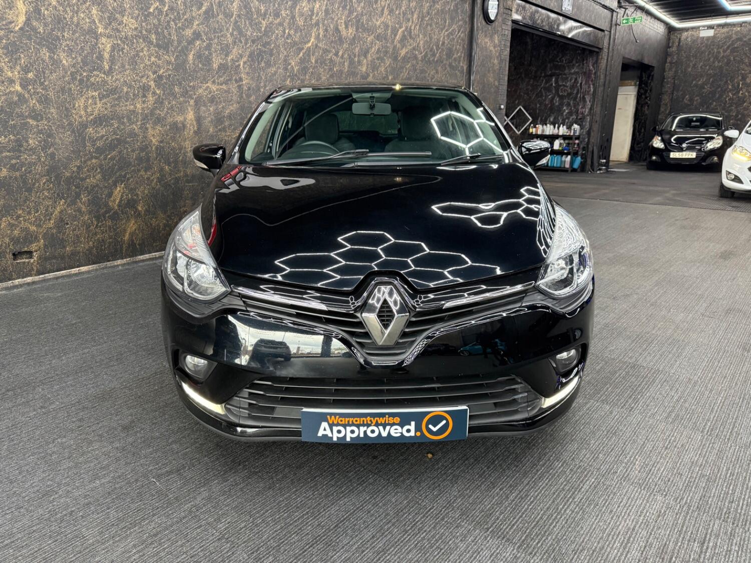 Used Renault Clio 2019 for sale - 76719011: Photo 2