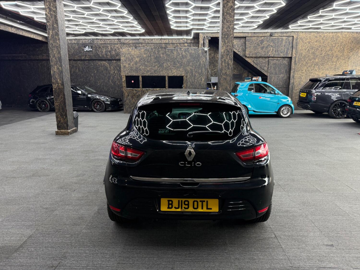 Used Renault Clio 2019 for sale - 76719011: Photo 21