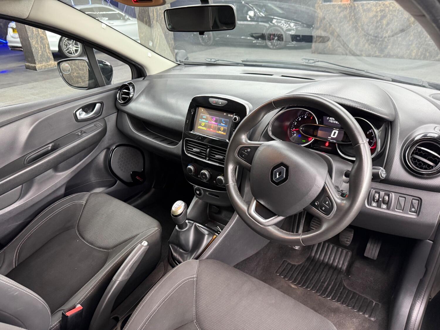 Used Renault Clio 2019 for sale - 76719011: Photo 26