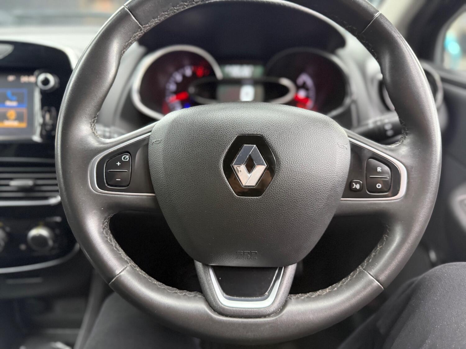 Used Renault Clio 2019 for sale - 76719011: Photo 30