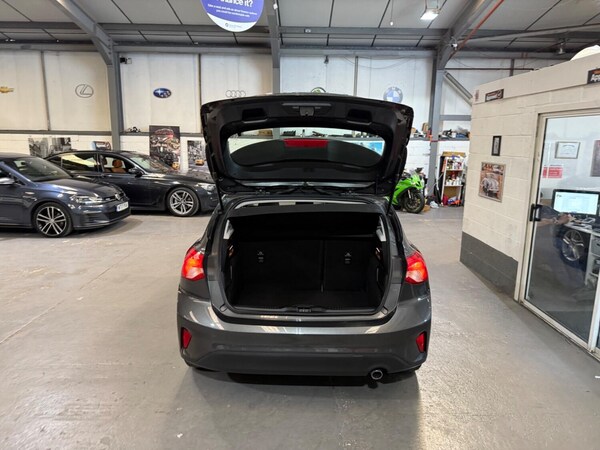 Used Ford Focus 2018 for sale - 74321173: Photo 13