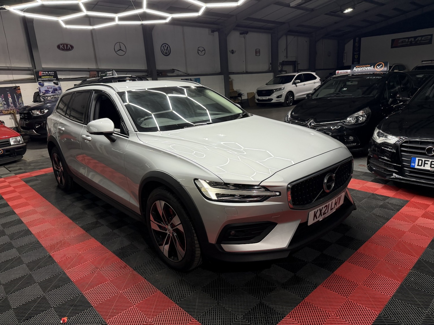 Used Volvo V60 2021 for sale - 76719014: Photo 38