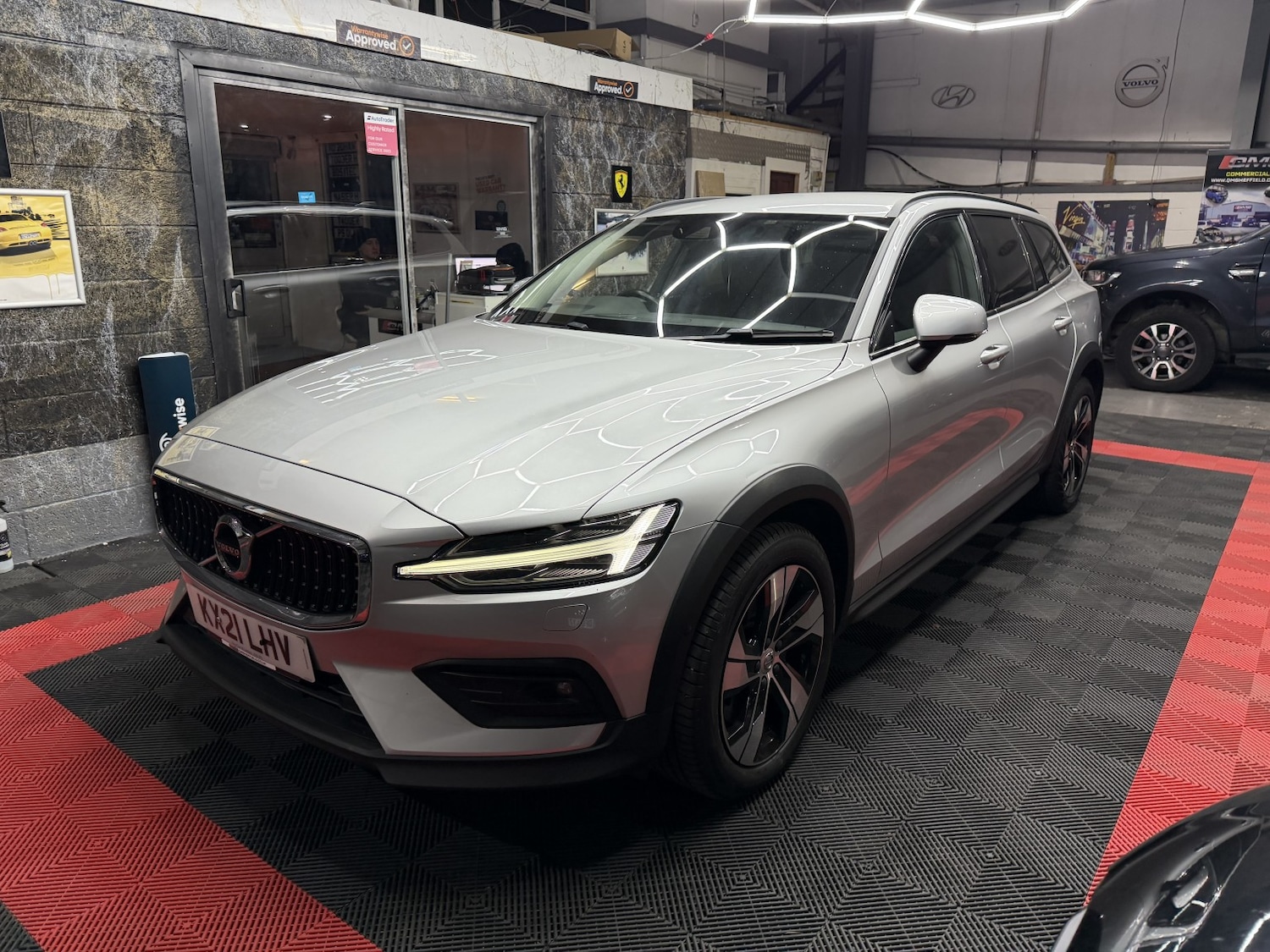 Used Volvo V60 2021 for sale - 76719014: Photo 40