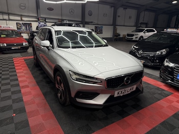 Used Volvo V60 2021 for sale - 76719014: Photo