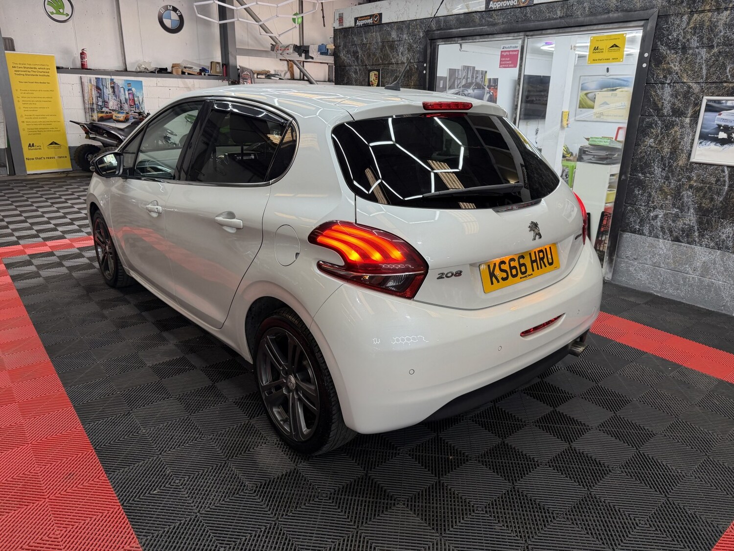 Used Peugeot 208 2016 for sale - 78139406: Photo 11