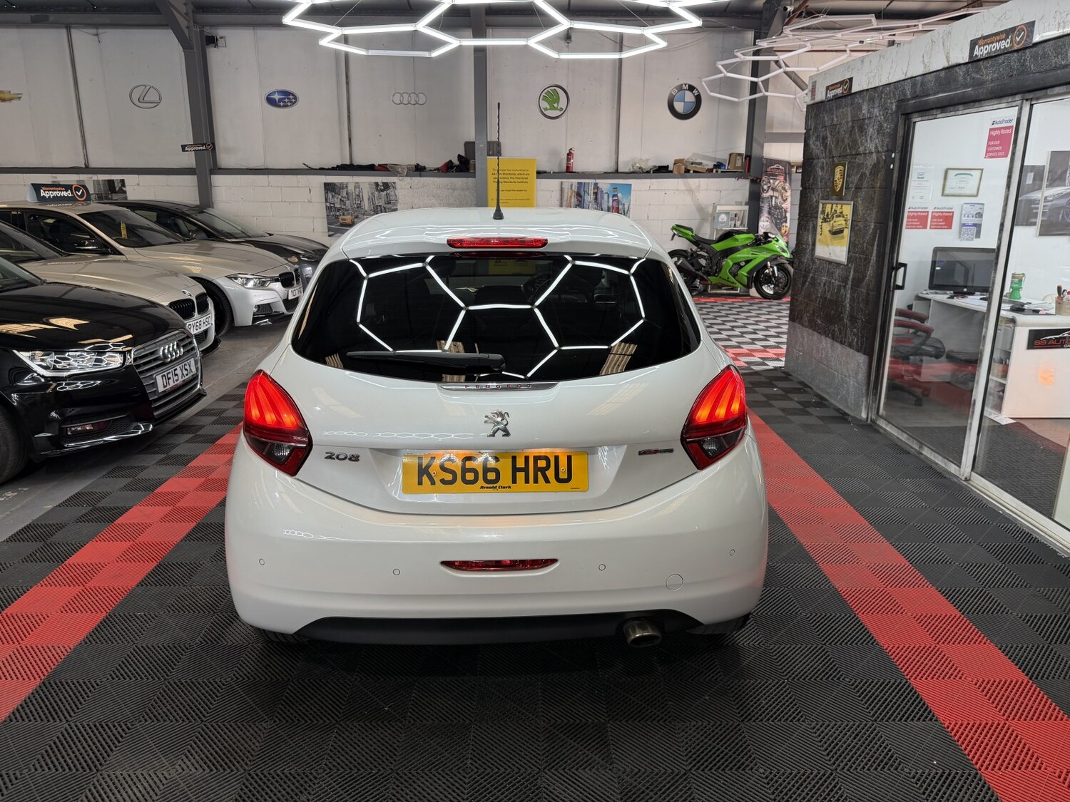 Used Peugeot 208 2016 for sale - 78139406: Photo 12