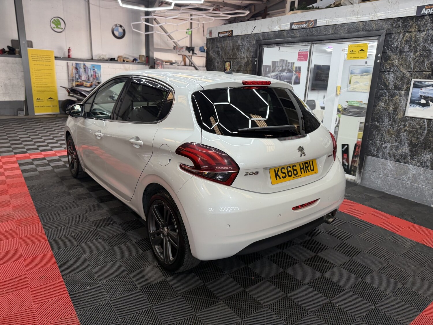 Used Peugeot 208 2016 for sale - 78139406: Photo 47