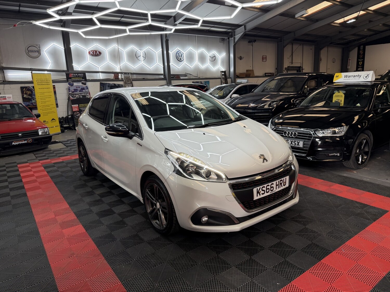 Used Peugeot 208 2016 for sale - 78139406: Photo 7