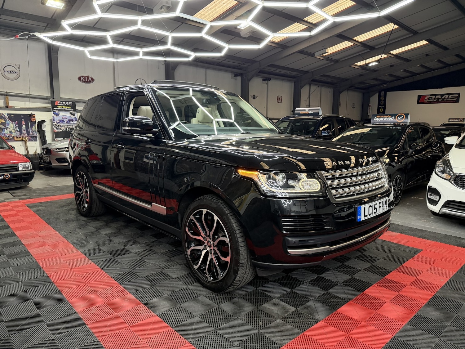 Used Land Rover Range Rover 2015 for sale - 76719034: Photo 11