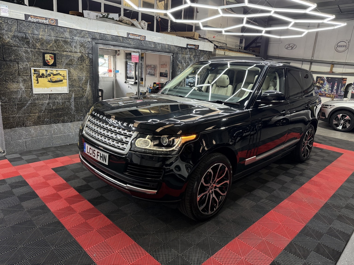 Used Land Rover Range Rover 2015 for sale - 76719034: Photo 19