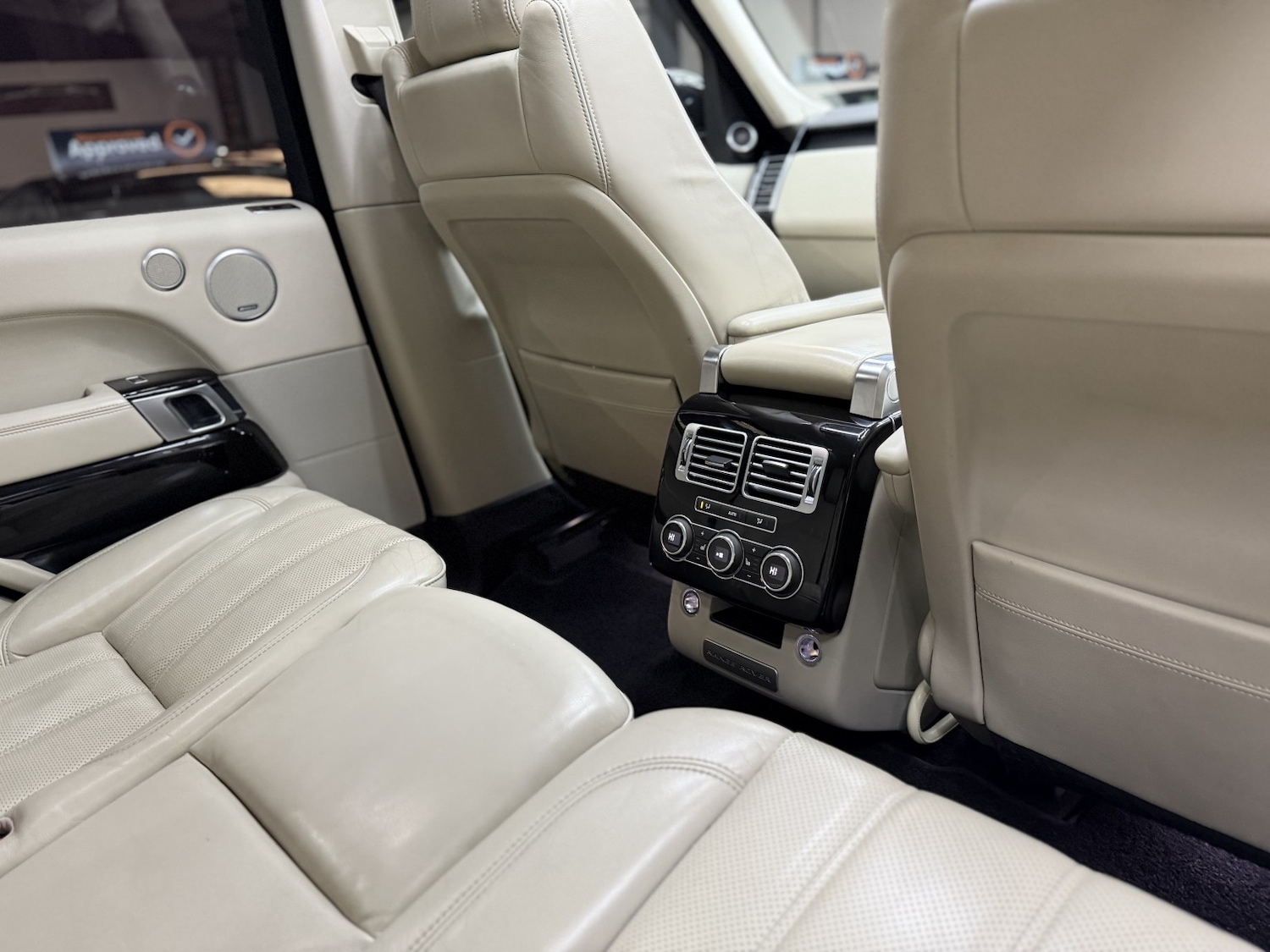 Used Land Rover Range Rover 2015 for sale - 76719034: Photo 32