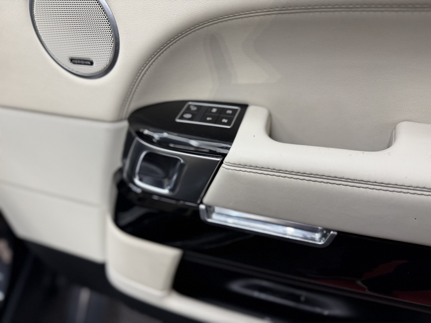 Used Land Rover Range Rover 2015 for sale - 76719034: Photo 38