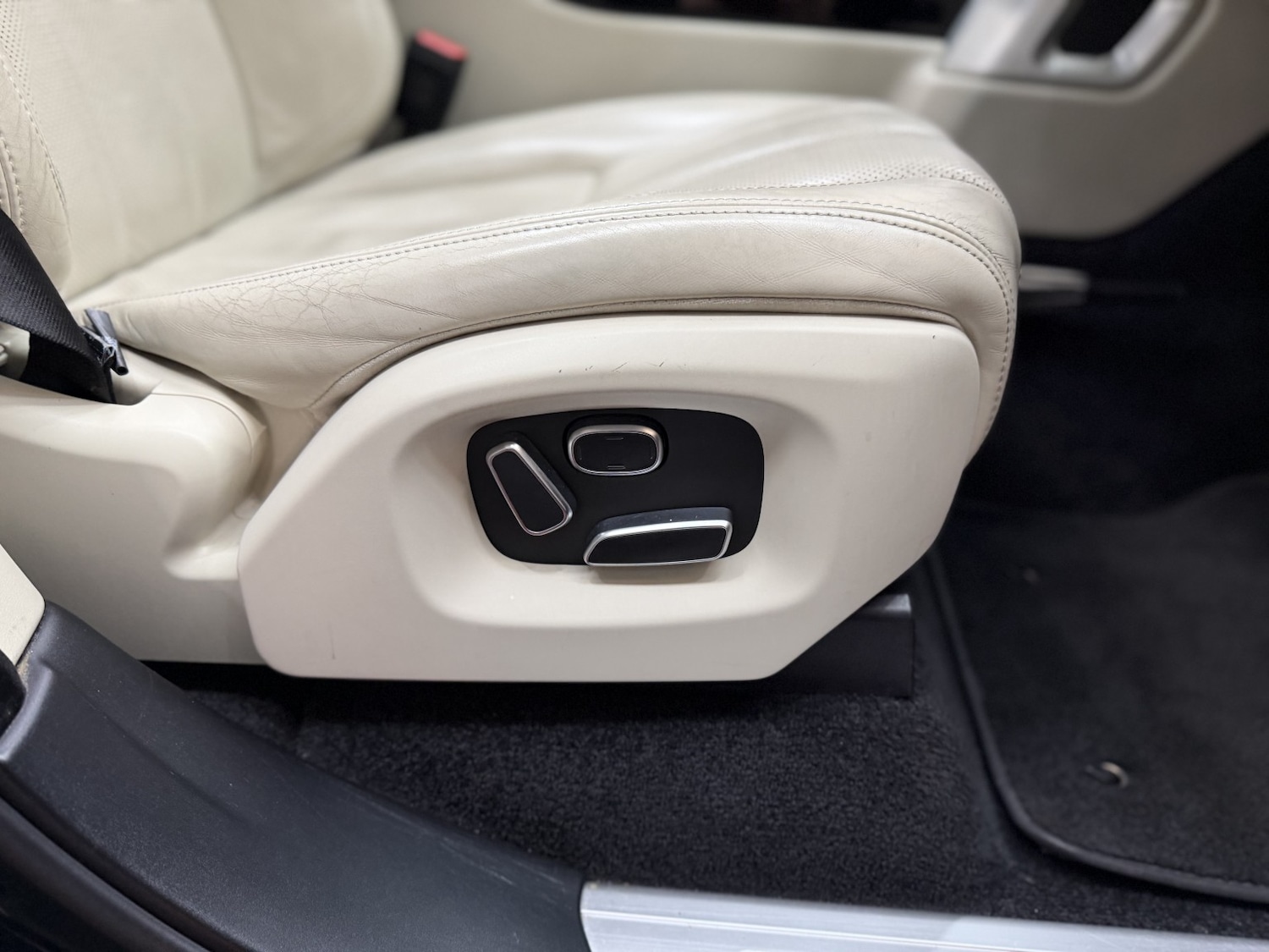 Used Land Rover Range Rover 2015 for sale - 76719034: Photo 39