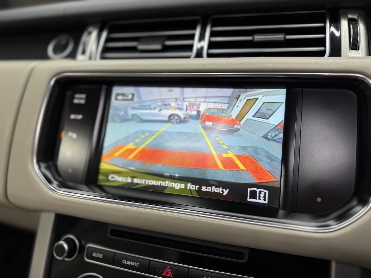 Used Land Rover Range Rover 2015 for sale - 76719034: Photo 53