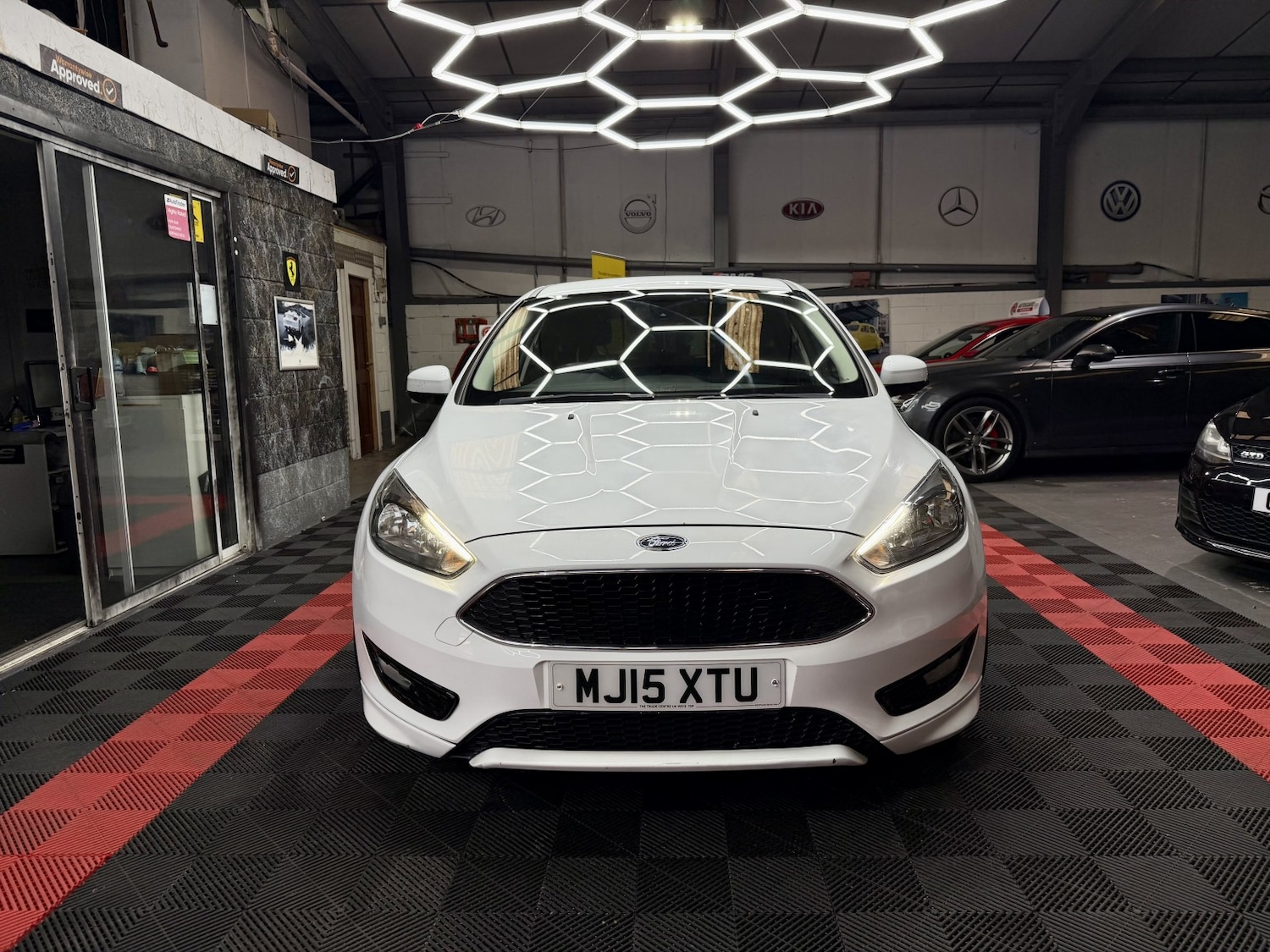 Used Ford Focus 2015 for sale - 77796893: Photo 11