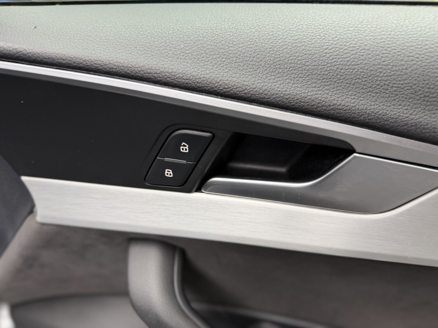 Used Audi A4 2019 for sale - 77189303: Photo 36