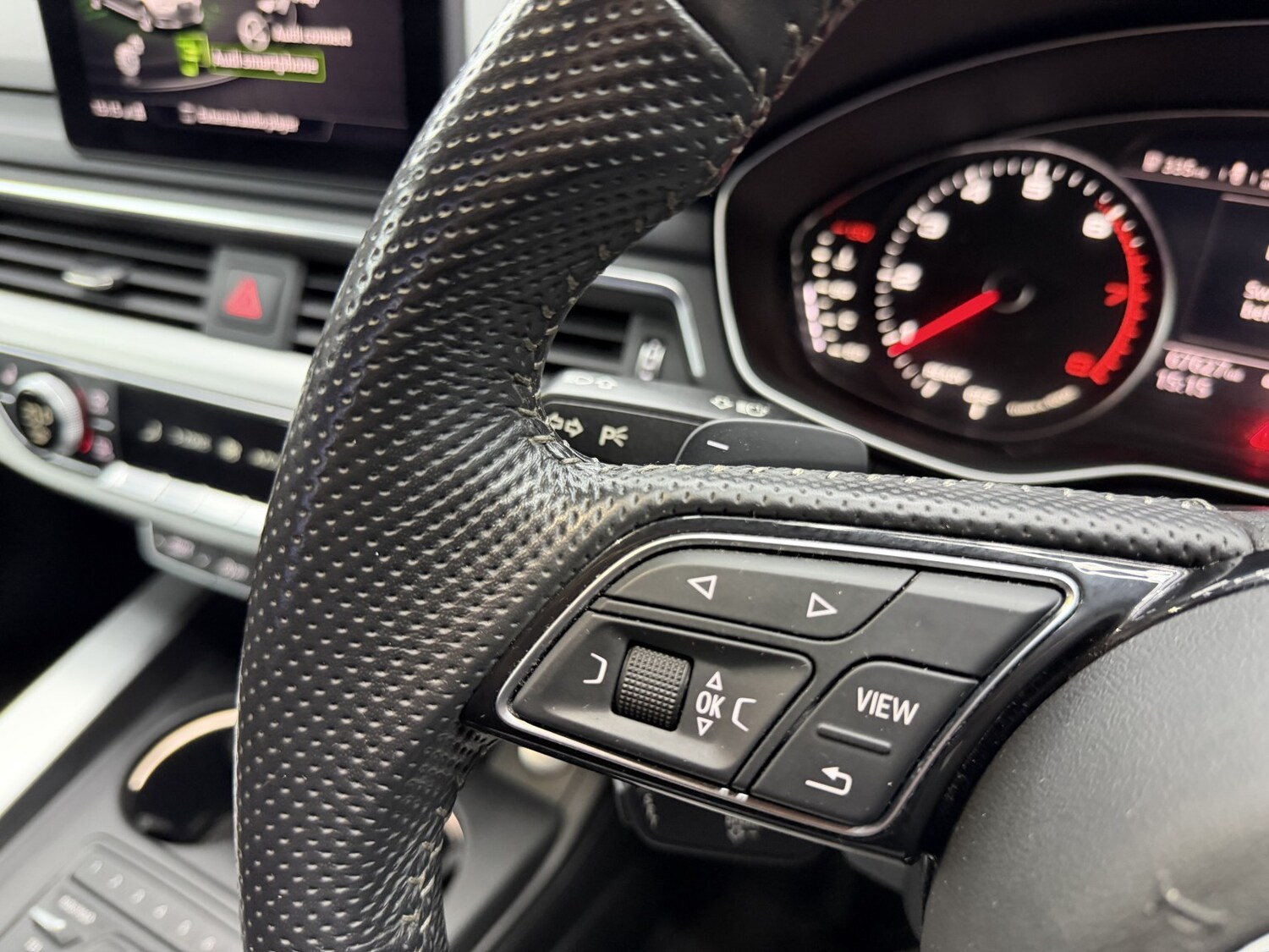 Used Audi A4 2019 for sale - 77189303: Photo 60