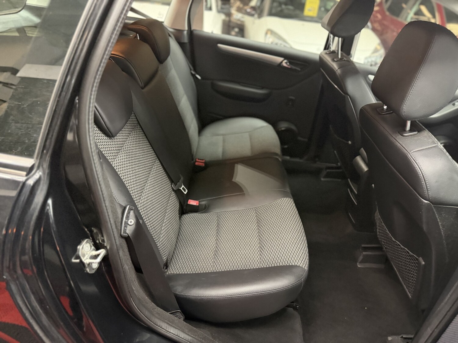 Used Mercedes-Benz B Class 2009 for sale - 77888435: Photo 18